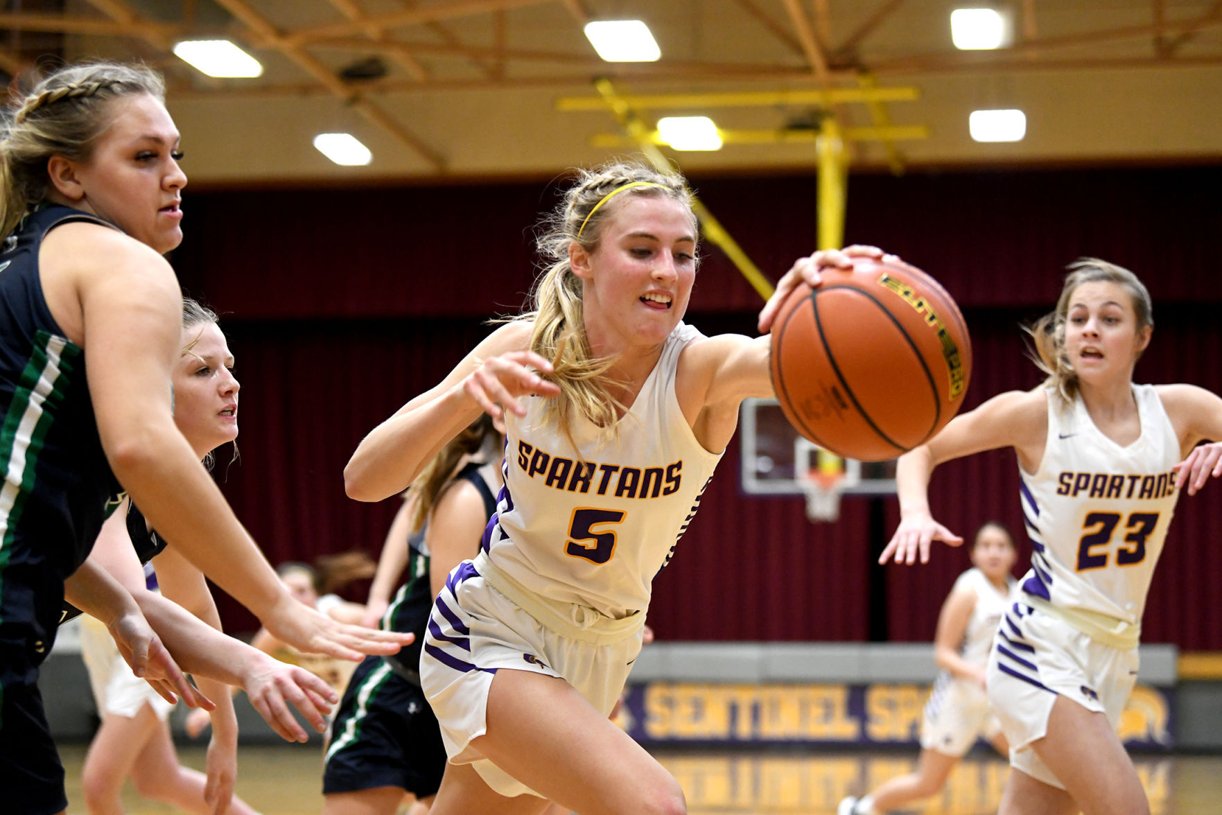 Sentinel vs. Glacier girls basketball 03